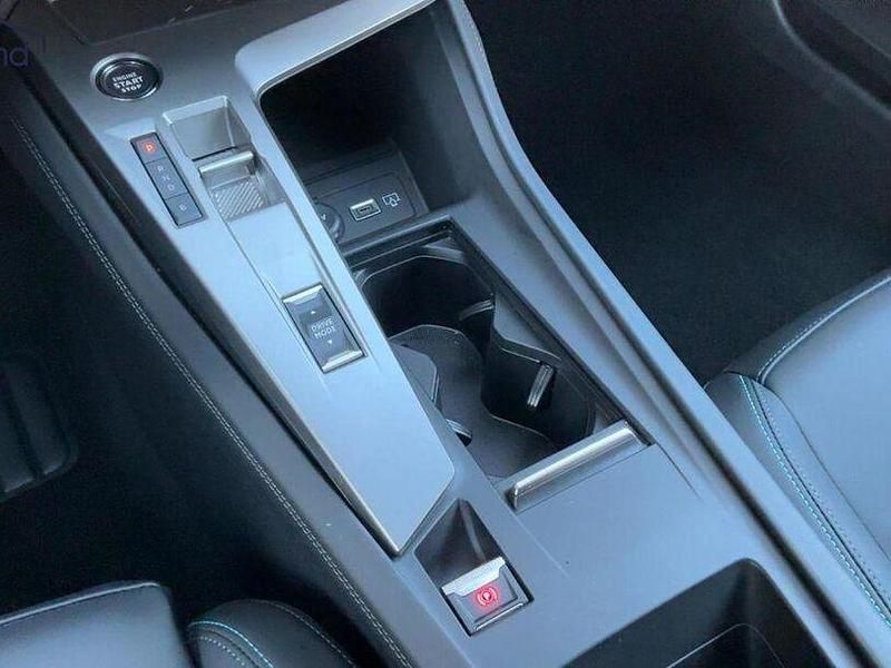 Gebraucht Peugeot 408 Allure 181 PS (133 kW) 2024 Weiß Limousine