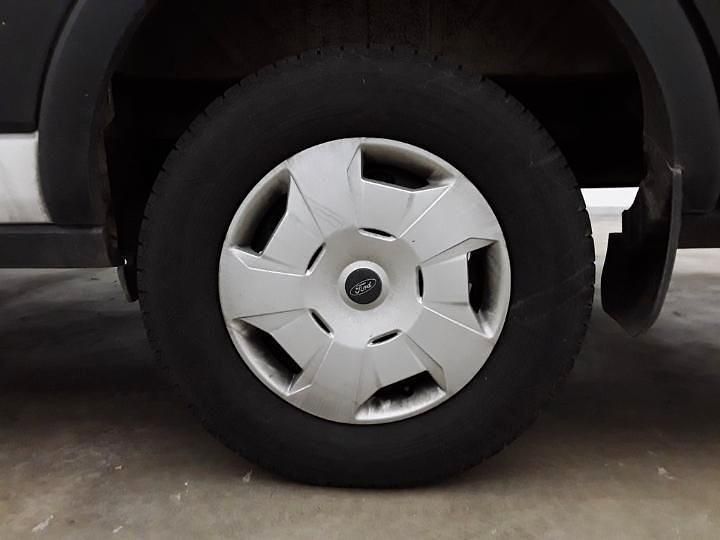 Gebraucht Ford Transit Trend 131 PS (96 kW) 2025 Weiß Van / Kleinbus