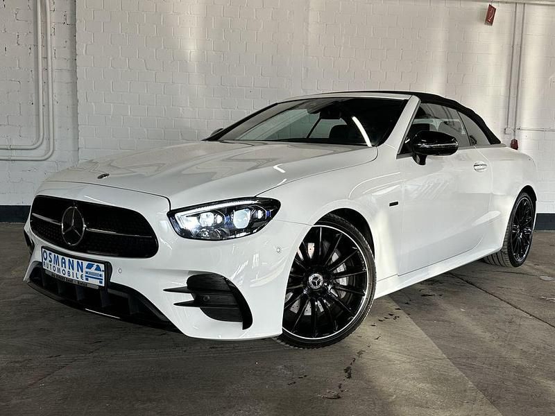 Gebraucht Mercedes E300 AMG line 258 PS (189 kW) 2023 Weiß Cabrio