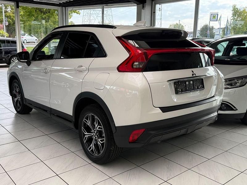 Gebraucht Mitsubishi Eclipse Cross Active 148 PS (108 kW) 2019 Weiß SUV