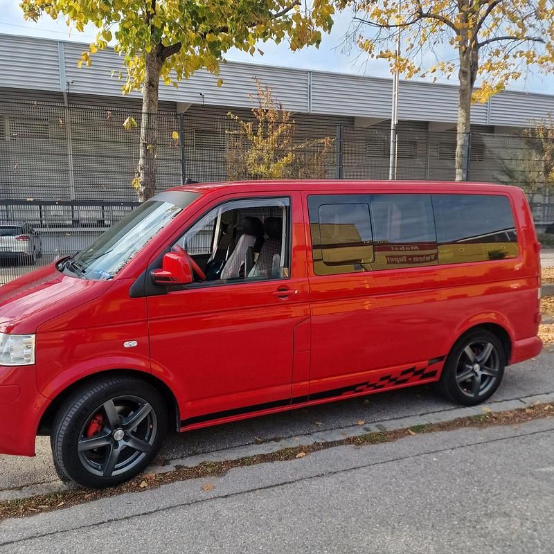 Gebraucht VW T5 131 PS (96 kW) 2005 Rot Van