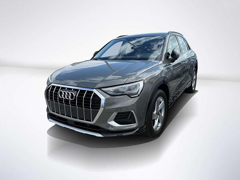 Gebraucht Audi Q3 Advanced Plus 150 PS (110 kW) 2022 Chronosgrau metallic SUV