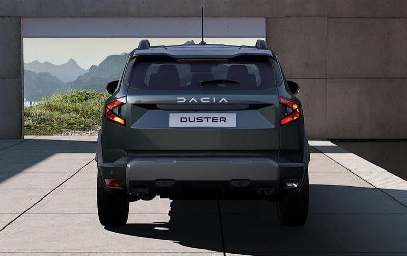 Neu Dacia Duster Journey 122 PS (89 kW) 2026 Zedergrün SUV