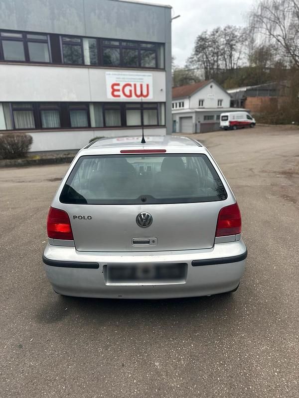 Gebraucht VW Polo 75 PS (55 kW) 2000 Silber Kleinwagen