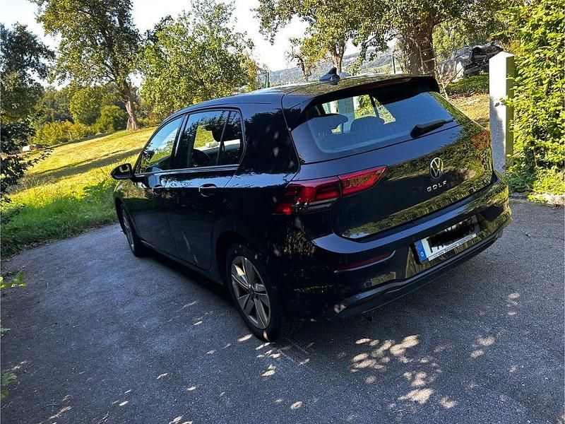 Schwarz Gebraucht 2021 VW Golf VIII Life Limousine | 15.050 € (Fairer Preis) - Bild 1/4