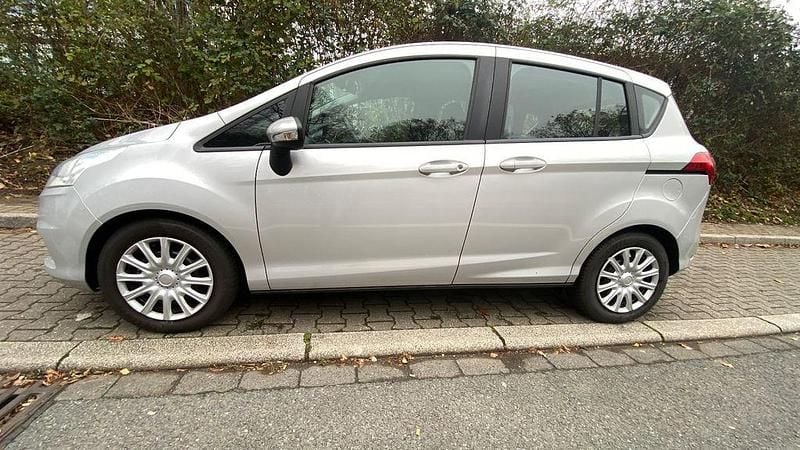 Gebraucht Ford B-MAX Trend 75 PS (55 kW) 2014 Silber Van / Kleinbus
