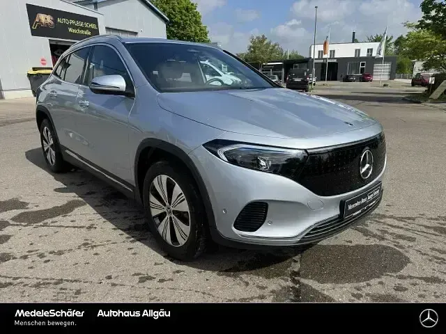 Gebraucht Mercedes EQA250 Progressive 150 kW (204 PS) 2025 Lack hightechsilber SUV