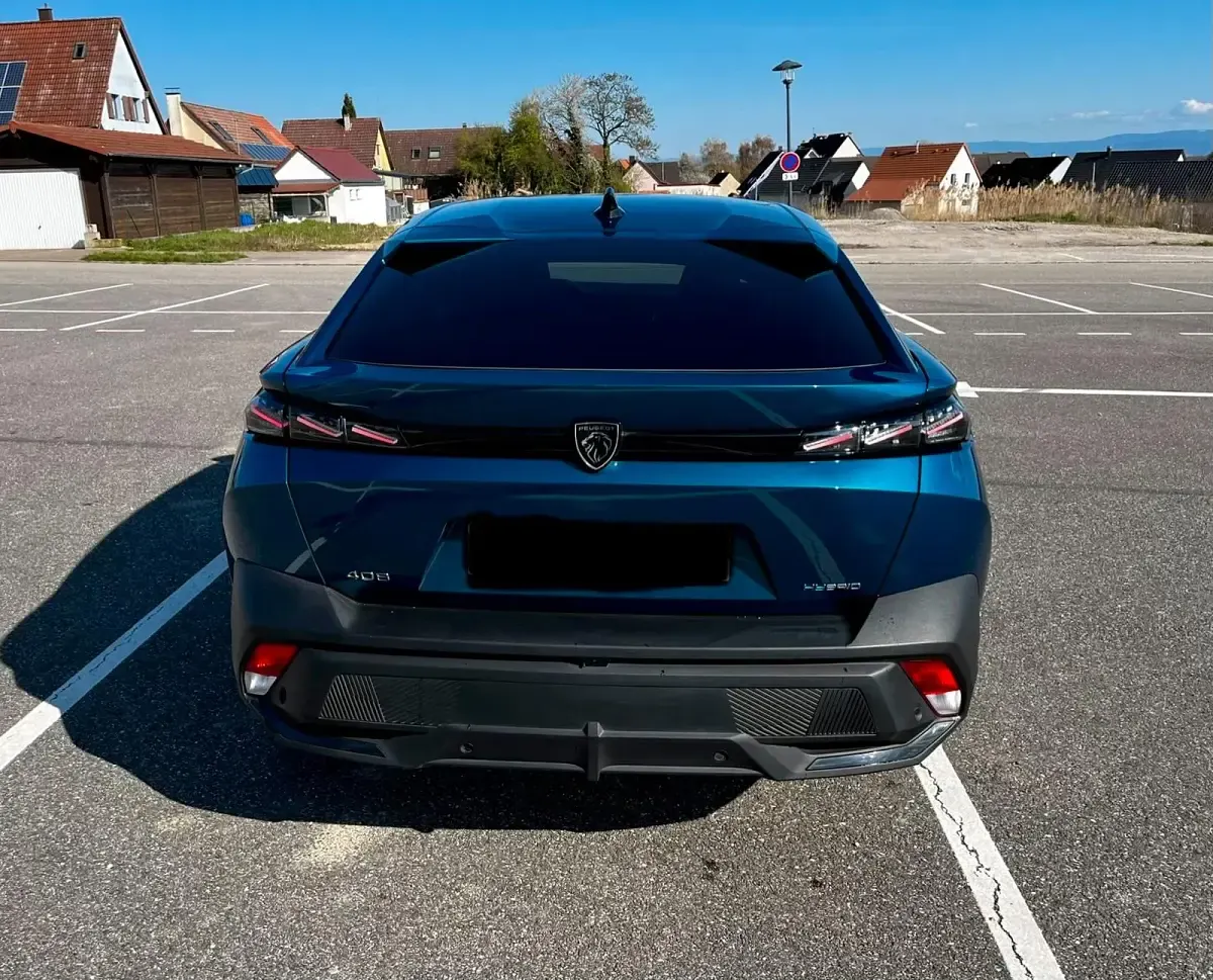 Gebraucht Peugeot 408 GT 179 PS (131 kW) 2023 Blau SUV