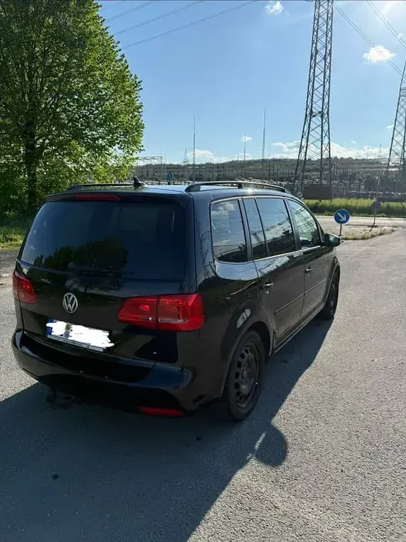 Gebraucht VW Touran 105 PS (77 kW) 2012 Schwarz Van / Kleinbus