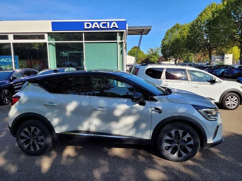Gebraucht Renault Captur Techno 158 PS (116 kW) 2023 Weiß SUV
