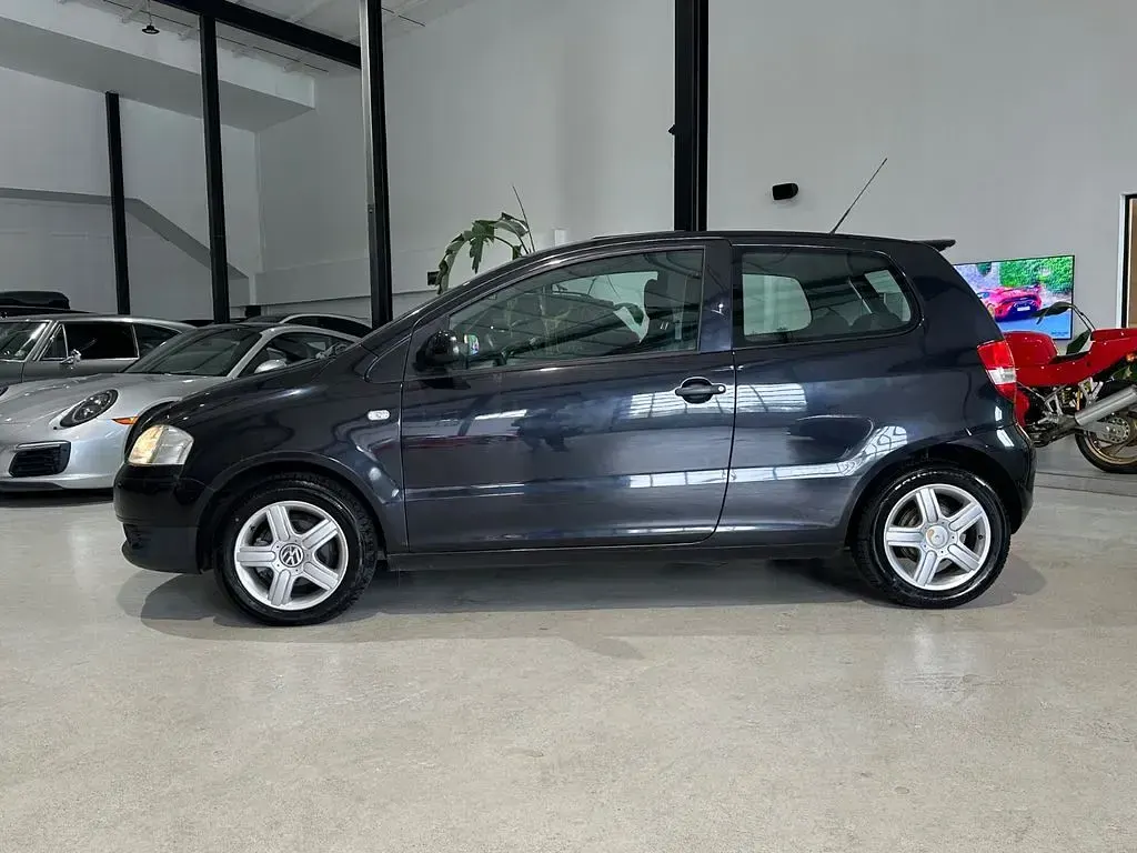 Gebraucht VW Fox Style 54 PS (39 kW) 2011 Blackmagic Kleinwagen