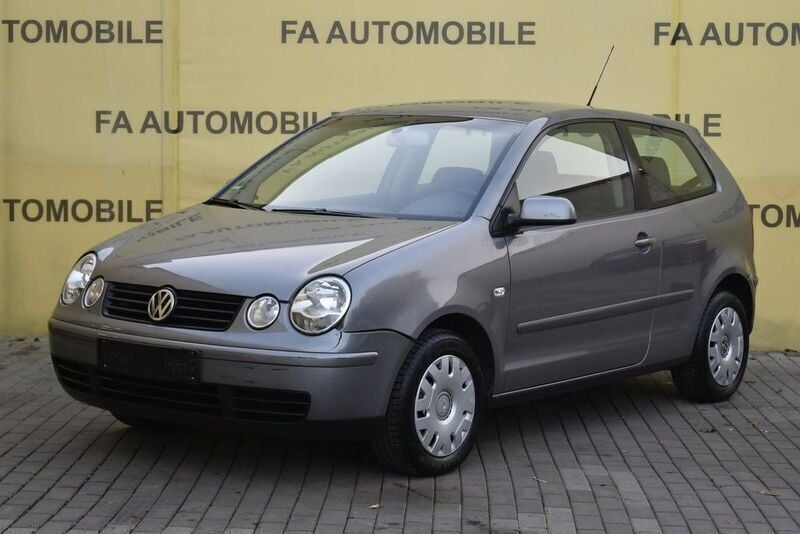 Grau Gebraucht 2004 VW Polo Cricket Kleinwagen | 1.300 € (Guter Preis) - Bild 1/4