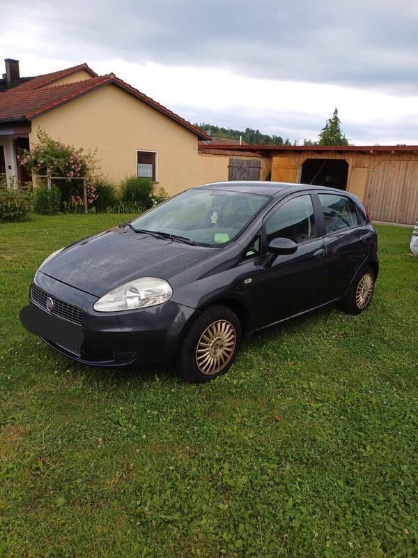 Grau Gebraucht 2008 Fiat Grande Punto Dynamic Kleinwagen | 500 € (Superpreis) - Bild 1/4