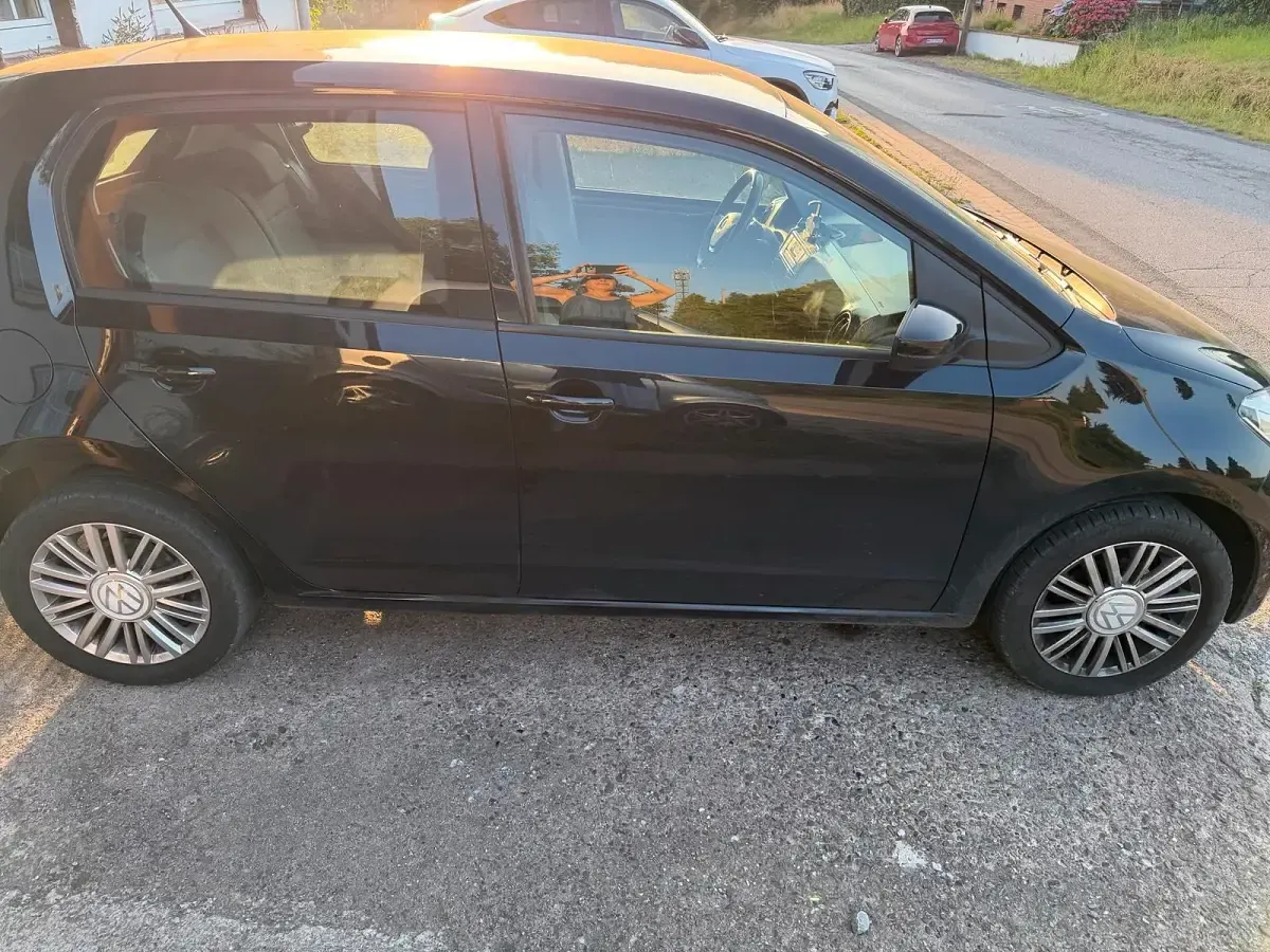 Gebraucht VW up! 65 PS (47 kW) 2023 Schwarz Kleinwagen