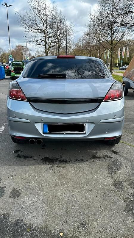 Gebraucht Opel Astra GTC 90 PS (66 kW) 2009 Grau Coupé