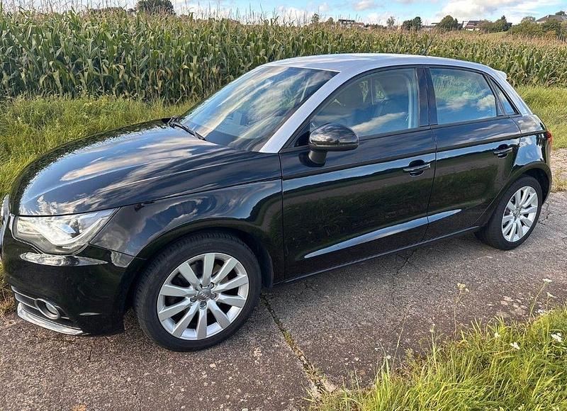 Schwarz Gebraucht 2013 Audi A1 Sportback Sport Kleinwagen | 7.500 € (Guter Preis) - Bild 1/4