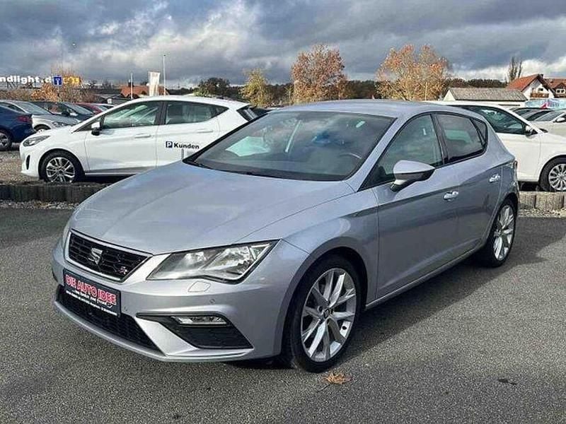 Silber Gebraucht 2018 Seat Leon FR Limousine | 15.690 € (Fairer Preis) - Bild 1/4