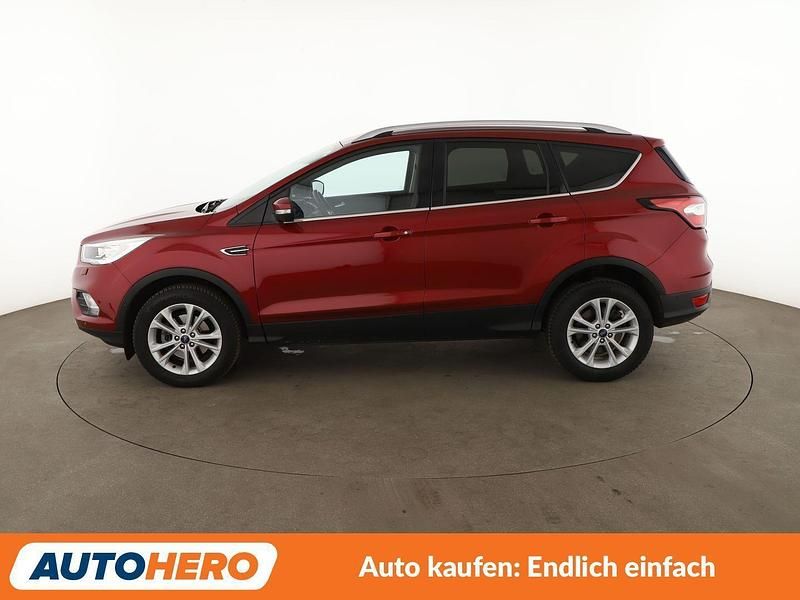 Używany Ford Kuga Titanium 150 KM (110 kW) 2018 Czerwony SUV