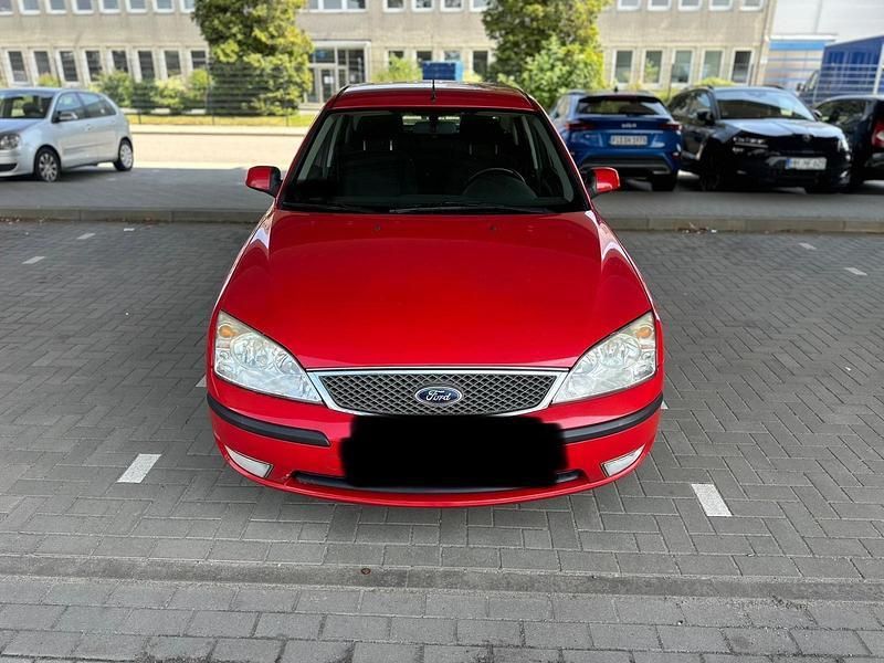 Rot Gebraucht 2005 Ford Mondeo Limousine | 300 € (Superpreis) - Bild 1/4