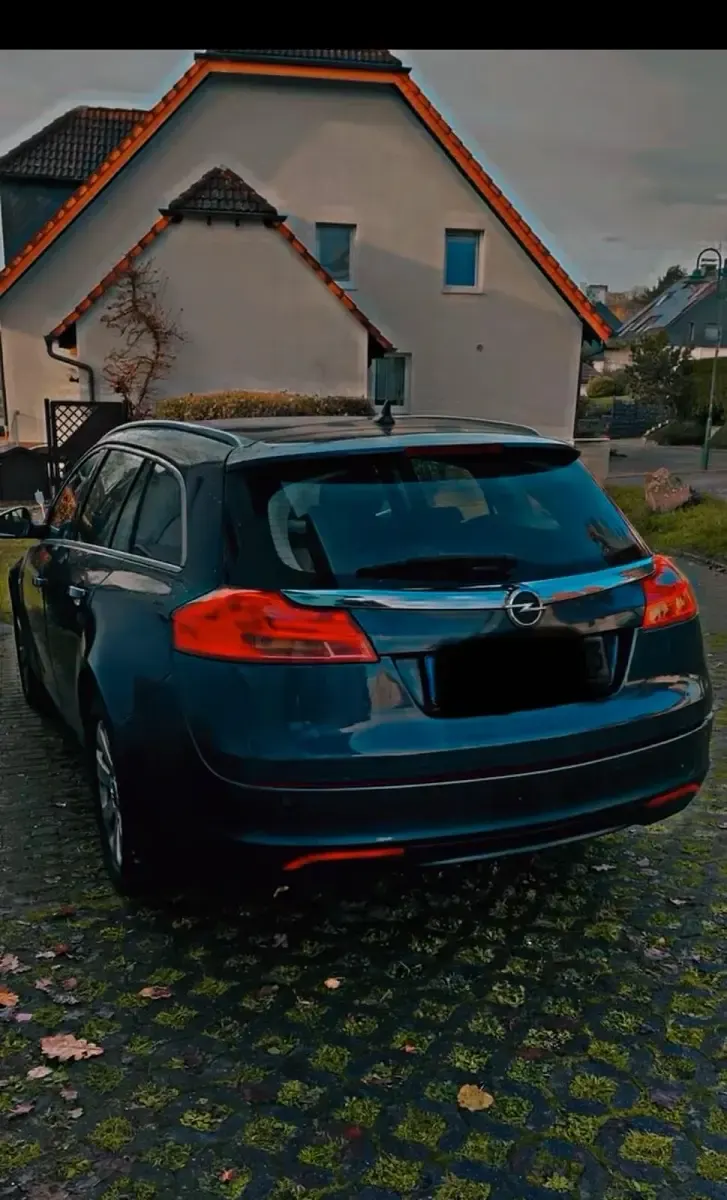Gebraucht Opel Insignia 140 PS (102 kW) 2009 Blau Kombi