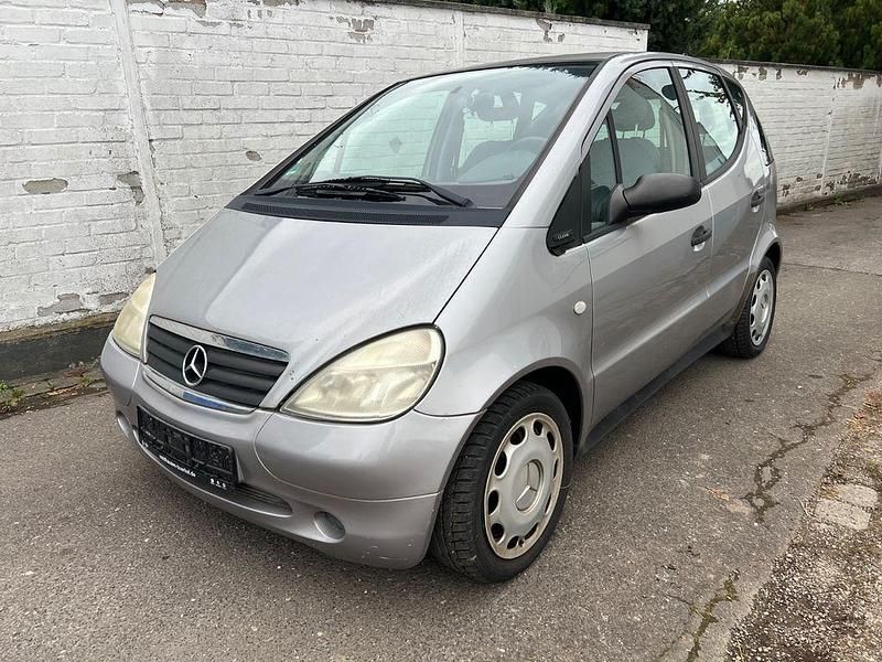 Grau Gebraucht 1999 Mercedes A140 Classic Van / Kleinbus | 1.250 € (Fairer Preis) - Bild 1/4