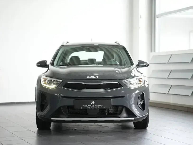 Gebraucht Kia Stonic Vision 101 PS (74 kW) 2022 Grau SUV
