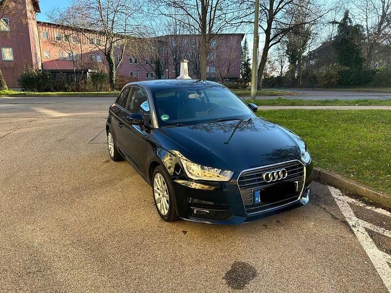 Schwarz Gebraucht 2016 Audi A1 Design Kleinwagen | 11.300 € (Fairer Preis) - Bild 1/4