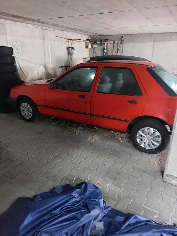 Gebraucht Ford Sierra 120 PS (88 kW) 1992 Rot Limousine