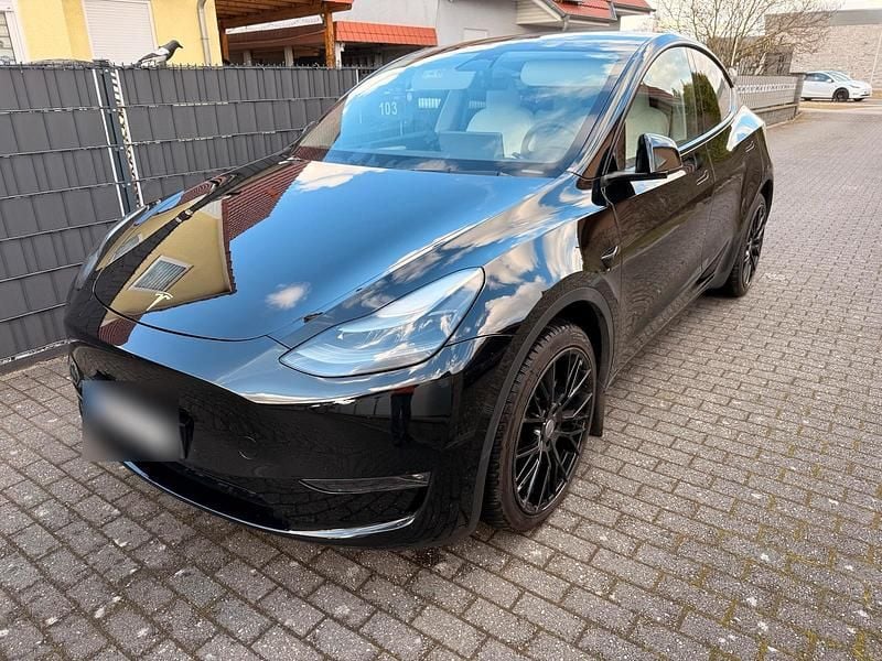 Gebraucht Tesla Model Y 378 kW (514 PS) 2023 Schwarz SUV