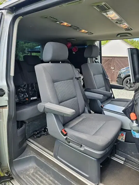 Gebraucht VW Multivan 131 PS (96 kW) 2008 Silber Van / Kleinbus