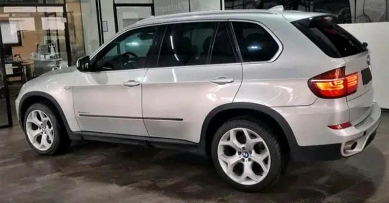 Gebraucht BMW X5 Sport Line 306 PS (225 kW) 2013 Silber SUV