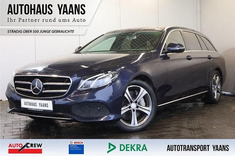 Gebraucht Mercedes E350 Avantgarde 286 PS (210 kW) 2019 Blau Limousine