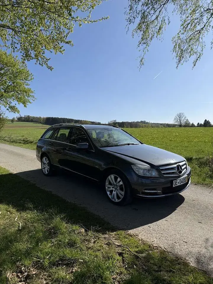Gebraucht Mercedes C220 Avantgarde 170 PS (125 kW) 2010 Grau Kombi