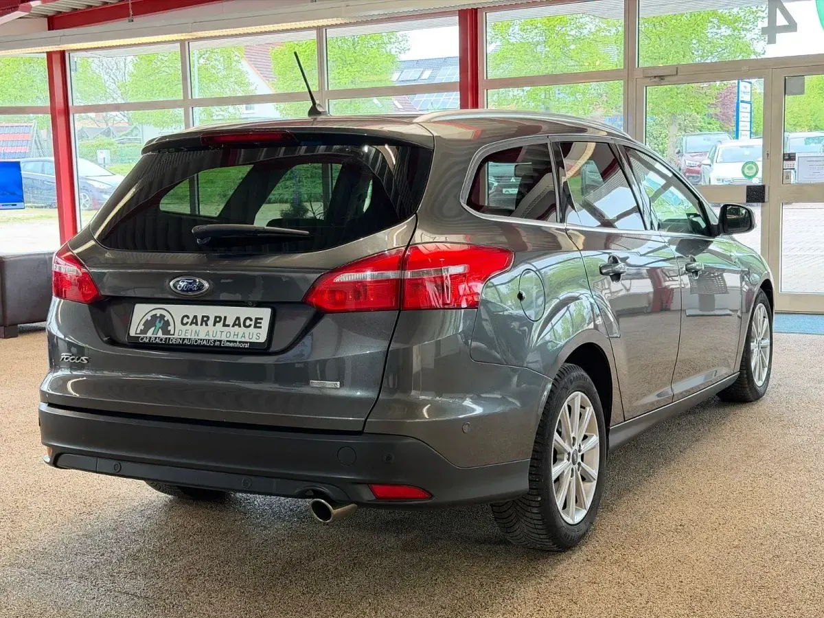 Usata Ford Focus Titanium 150 CV (110 kW) 2017 Grigio Station wagon