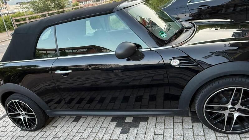 Schwarz Gebraucht 2014 Mini ONE Kleinwagen | 11.500 € (Etwas zu teuer) - Bild 1/4