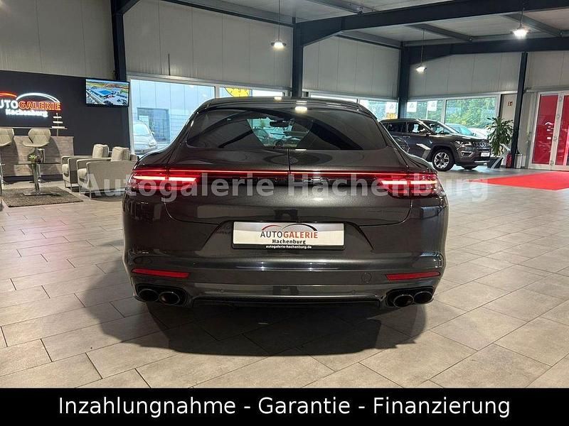 Gebraucht Porsche Panamera Turbo 549 PS (403 kW) 2019 Vulkangrau Limousine