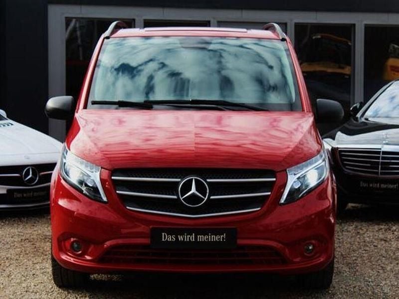 Gebraucht Mercedes Vito Edition 190 PS (139 kW) 2017 Rot Van