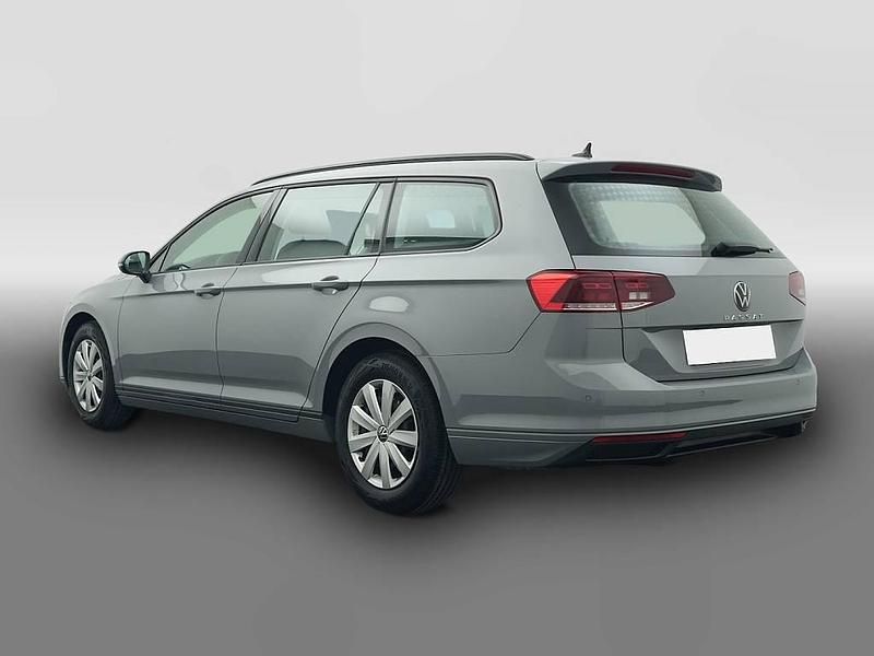 Gebraucht VW Passat Conceptline 150 PS (110 kW) 2022 Grau Kombi