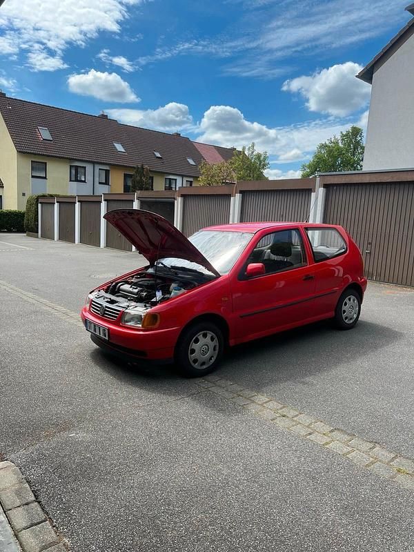 Gebraucht VW Polo 50 PS (36 kW) 1996 Rot Kleinwagen