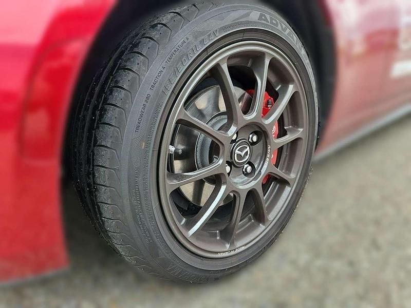 Neu Mazda MX5 Homura-Line 132 PS (97 kW) 2025 Soul red crystal Cabrio