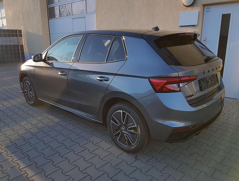 Gebraucht Skoda Fabia Monte Carlo 116 PS (85 kW) 2024 Saphirblau Kleinwagen