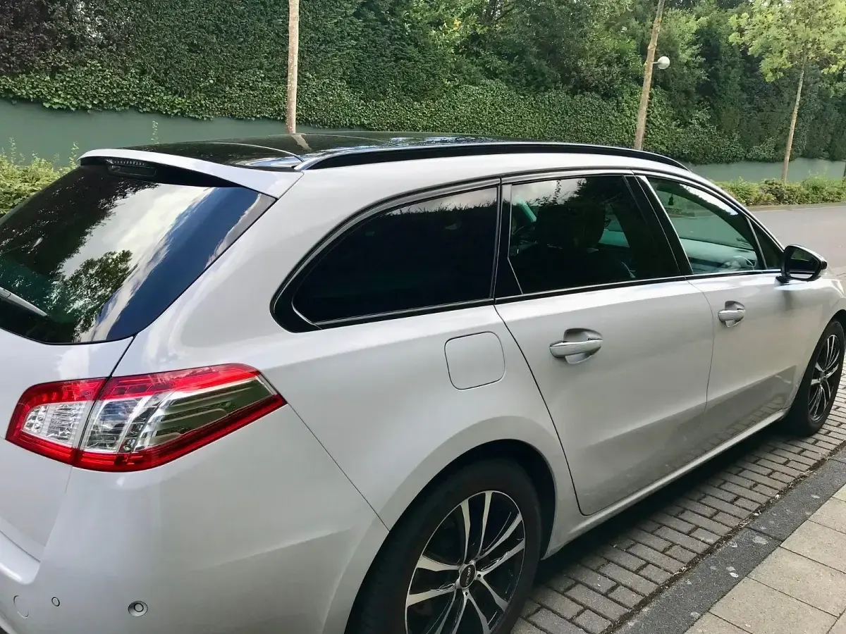 Gebraucht Peugeot 508 Allure 120 PS (88 kW) 2015 Grau Kombi
