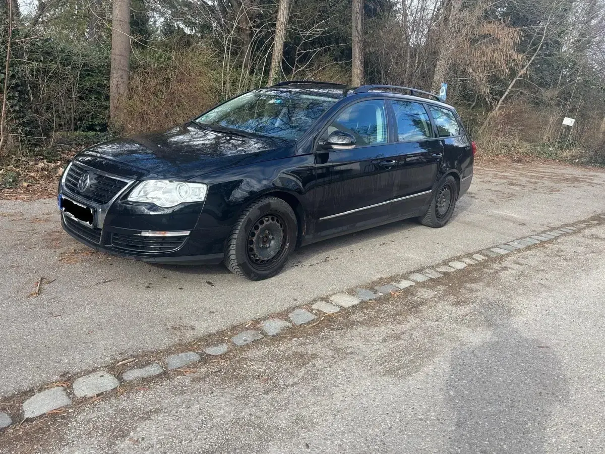 Second-hand VW Passat Edition 122 CP (89 kW) 2010 Negru Break