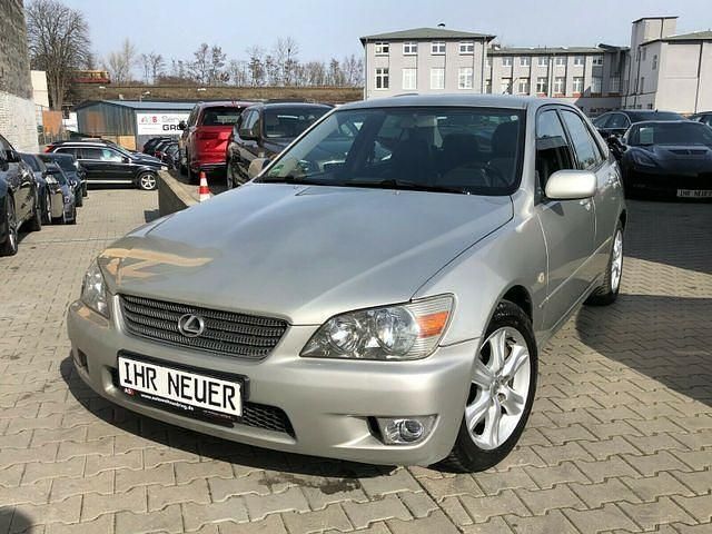 Silber Gebraucht 2002 Lexus IS200 Limousine | 5.499 € (Teuer) - Bild 1/4