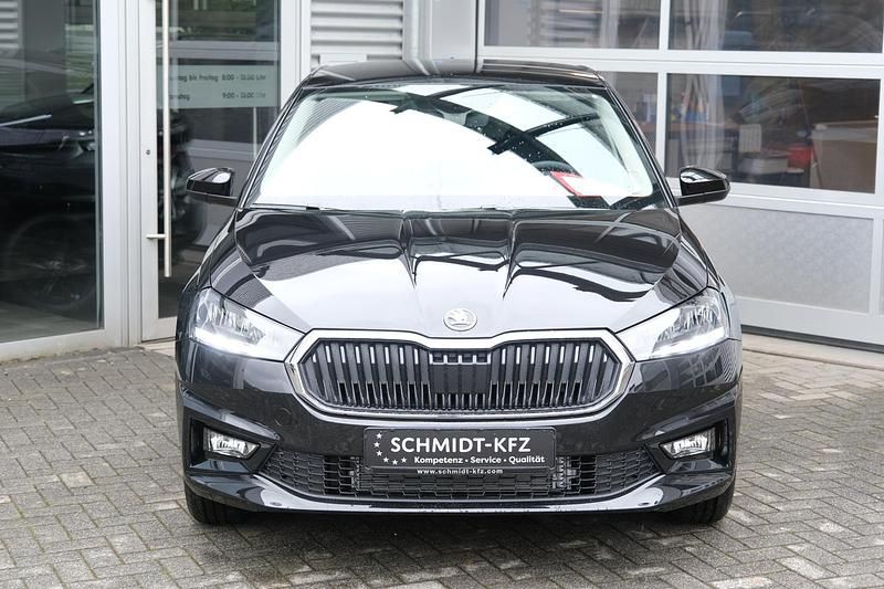 Neu Skoda Fabia Selection 150 PS (110 kW) 2025 Black magic perleffekt Limousine