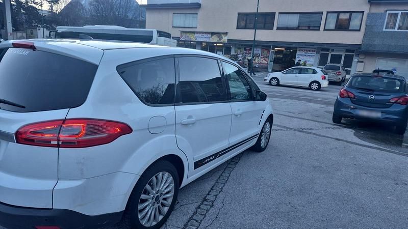 Second-hand Ford S-MAX S 148 CP (108 kW) 2014 Alb Monovolum