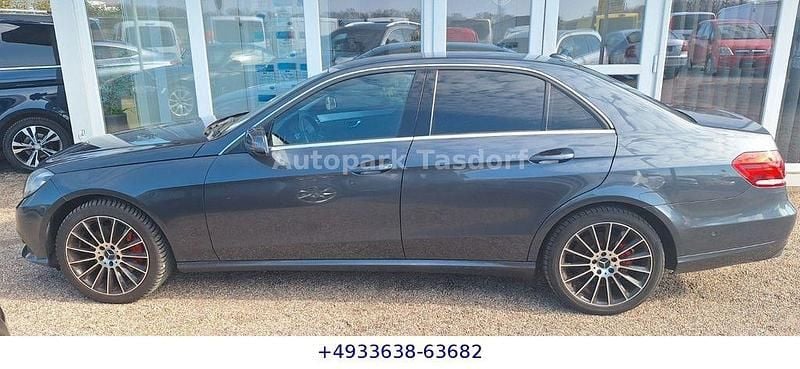 Gebraucht Mercedes E250 204 PS (150 kW) 2014 Grau Limousine