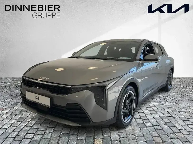 Neu Kia K4 Spirit 150 PS (110 kW) 2026 Grau (metallic) Limousine