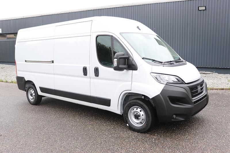 Gebraucht Fiat Ducato Easy 140 PS (102 kW) 2023 Ducato weiß (549) Van