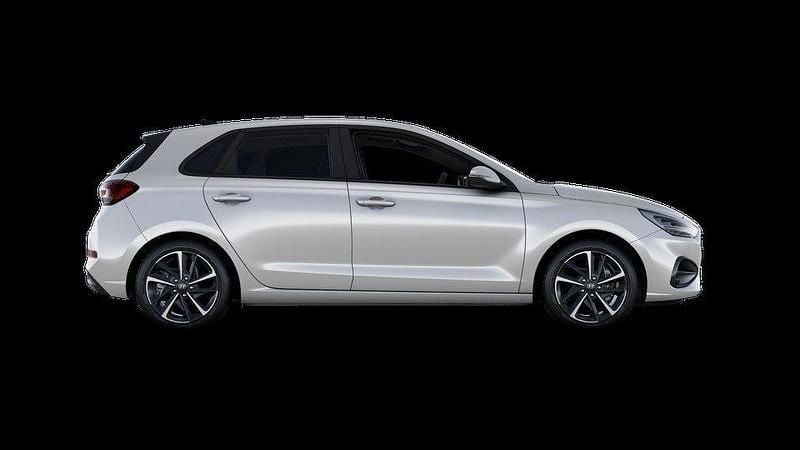 Neu Hyundai i30 99 PS (72 kW) 2025 Silber Limousine